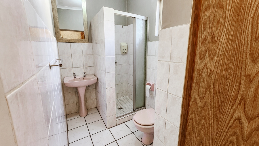 5 Bedroom Property for Sale in Sasolburg Ext 4 Free State
